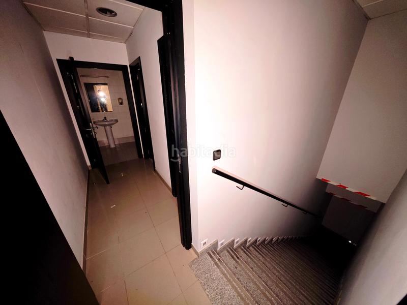 Foto 488fbc1a-a665-4a15-90ce-c7c389c2fb72. Locale commerciale in avenida del doctor gadea 12 in Alicante