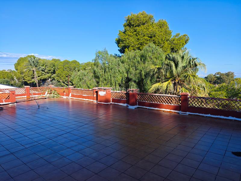 Foto ab1071a2-a64b-4eeb-8c30-86d54ea08ea1. Chalet in calle iuno 6 in Las Rotas / Les Rotes Dénia