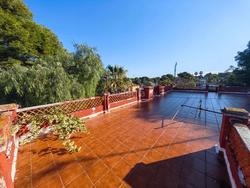 Foto c1dc0aa1-cd4c-488c-85f4-d319cc596956. Xalet a calle iuno 6 a Las Rotas / Les Rotes Dénia