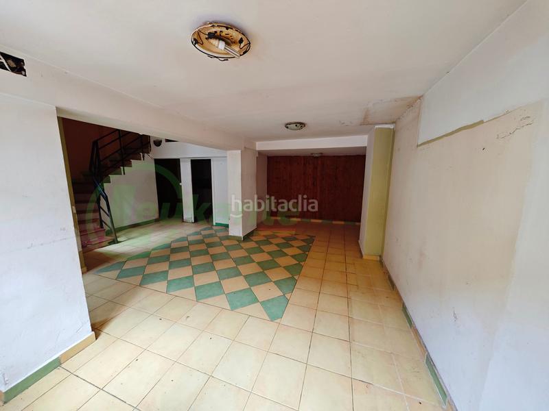 Foto 058e0bb3-786f-47f2-b26b-85e538422ebf. Local commercial dans carrer de la foieta 15 dans Polop