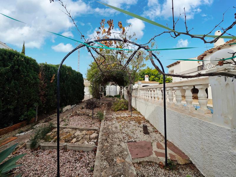 Foto ee9f9e02-5bbe-4289-8ea6-d1355ff65820. Chalet mit kamin heizung parking pool in Marisol Park - Ortembach - Los Almendros Calp