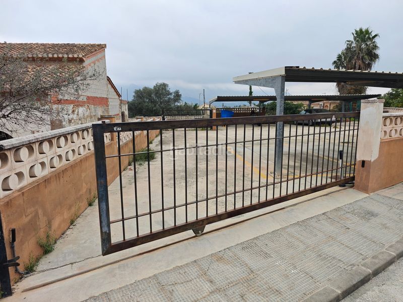 Foto cf0115b5-48d1-4ecb-9bcc-1e5a581b7c05. Posto auto in calle montgo 3 in Benidoleig