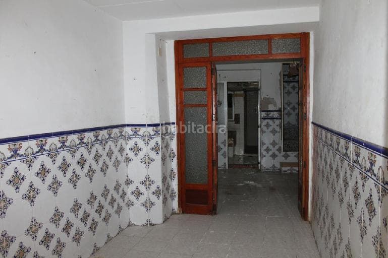 Foto 17cb230a-13d0-4336-a3fd-75102227b7f9. Casa adosada en calle virgen soledad 10 en Olleria (l´)