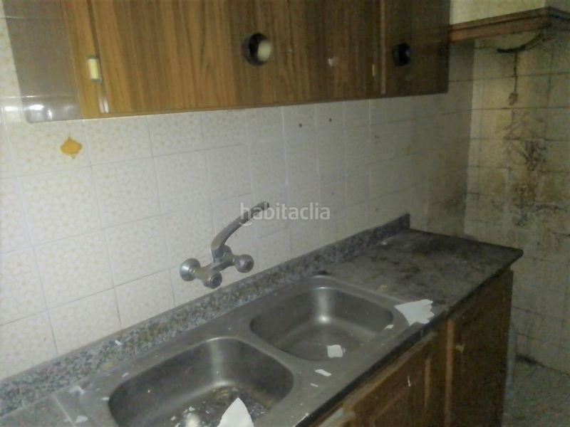Foto 4dcd1a46-d582-4d08-958a-2e4815f297e8. Casa adosada en calle virgen soledad 10 en Olleria (l´)