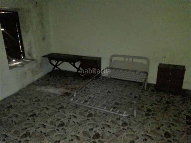 Foto 5c8e29b4-497d-4610-aa73-598fc5039509. Casa adosada en calle virgen soledad 10 en Olleria (l´)