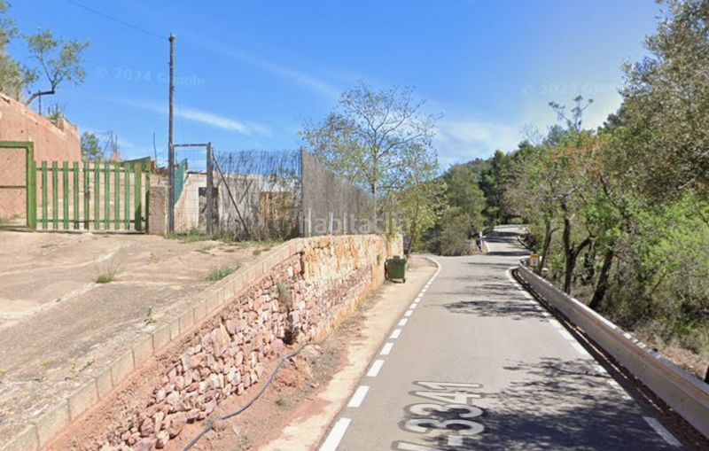 Foto ebdf9042-8be2-4b23-bd3c-6377ee35df9b. Edifici a plaça poligono 7 393a a Serra