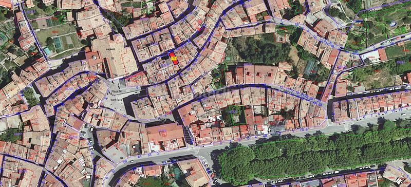 Foto f2bb5d06-91f1-4640-a294-0e9c625a216a. Edifici a carrer del carme 10 a Berga