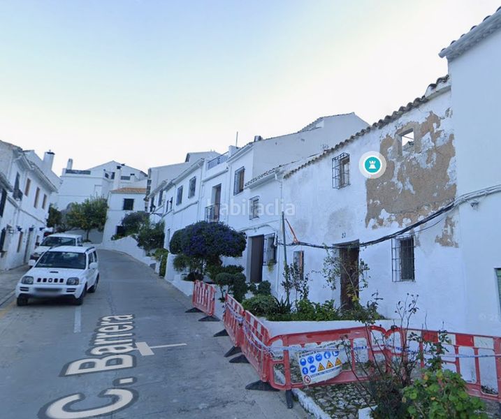 Foto d4461df5-1b02-44e1-b907-e3084ed81003. Casa adosada en calle barrera 23 en Zuheros