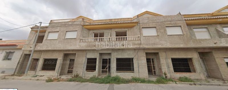 Foto 72a473ef-feed-47a8-a881-8f0e2b10f31d. Edificio en calle del salobre 20 en Almendricos Lorca