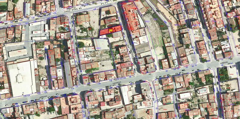 Foto 6c235e6a-c805-4850-9d64-f0bde7b1a0f4. Edificio in carrer roquetes 17c in Deltebre