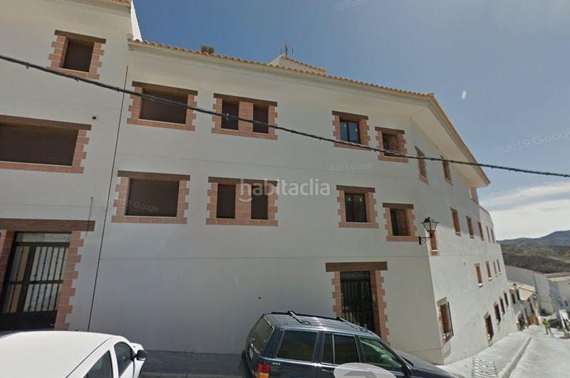 Foto 21f3bdf6-5fbf-4129-aeae-7dee4a0a46d0. Edificio in calle camino de purchena 14 in Líjar
