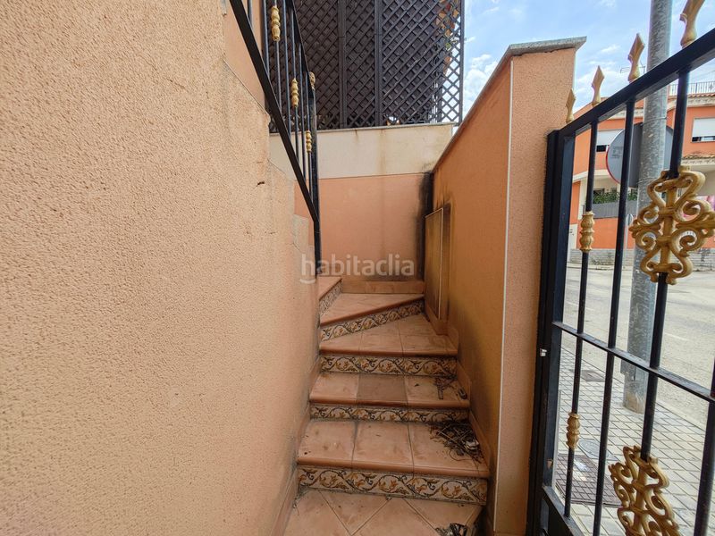 Foto 4d6264ee-a23d-4cac-82c9-4e72bd42c9e4. Casa adossada a calle alcalde f ramón rocamora 32 a Granja de Rocamora