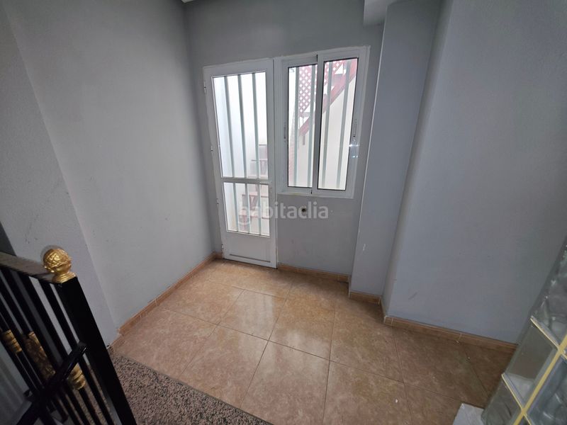 Foto cca68f89-8f82-4240-8fef-c37f91424d58. Casa adossada a calle alcalde f ramón rocamora 32 a Granja de Rocamora