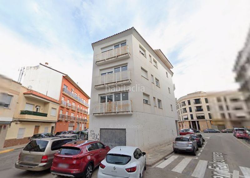 Foto 3082f33d-68e9-4e77-8e34-6438f3eedc16. Edifici a carrer falconera 32 a Beniopa - Sant Pere Gandia