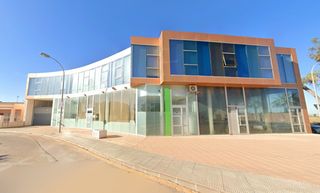 Local Comercial a Calle Rodrigo de Caro 1