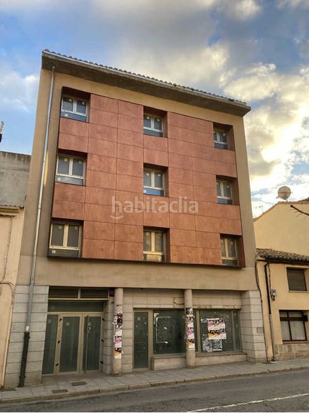 Foto e1b5f60f-84c5-45a7-82aa-1b7cc8e1c6e9. Edificio in calle real de abajo 6 in Barraco (El)