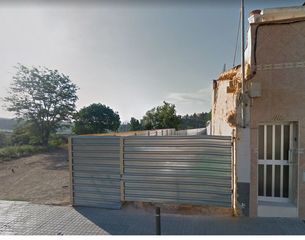 Wohngrundstück in Carrer Cartago 66
