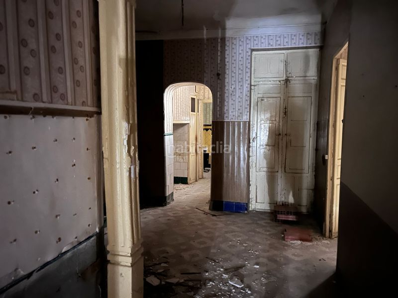 Foto e0d9146f-2b1a-439d-9d14-c310d53bce5e. Edificio  para rehabilitar en Mercado Alicante