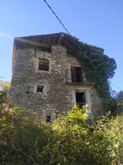 Terreny residencial a Montferrer i Castellb. Finca a la venta en saulet