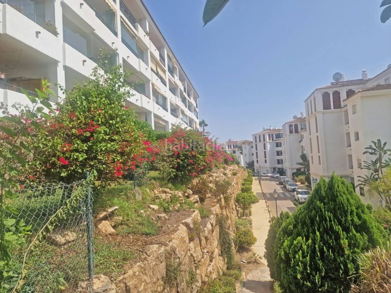 Foto 57b03c2c-bd95-4a3e-ac21-df98a18db514. Pis amb aparcament piscina a Calahonda Mijas