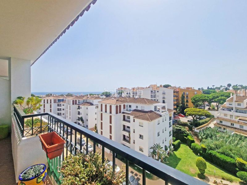 Foto ee792829-d1ff-415c-a561-c66cad597cb7. Pis amb aparcament piscina a Calahonda Mijas