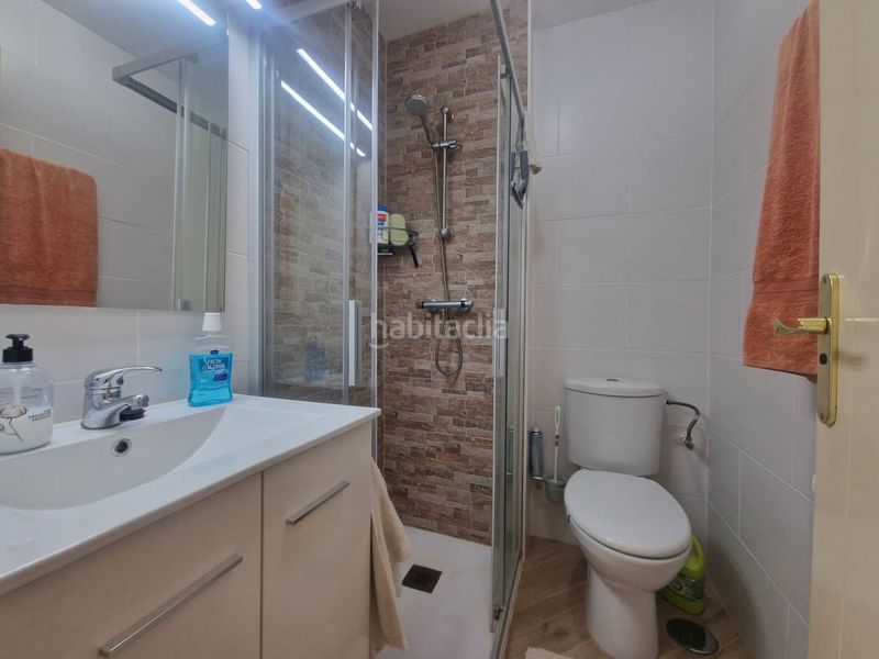 Foto f2dc1432-cfce-4f57-a25d-56fbdb66a19a. Pis amb aparcament piscina a Calahonda Mijas