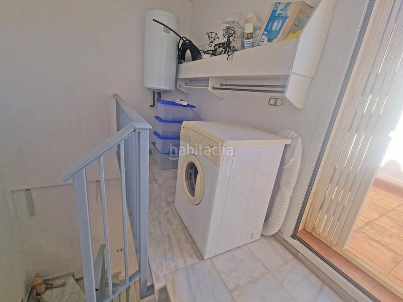 Foto 5003d961-c2f2-4db2-8640-61cdca2d1293. Casa bifamiliare con parcheggio piscina in Cabopino - Artola Marbella