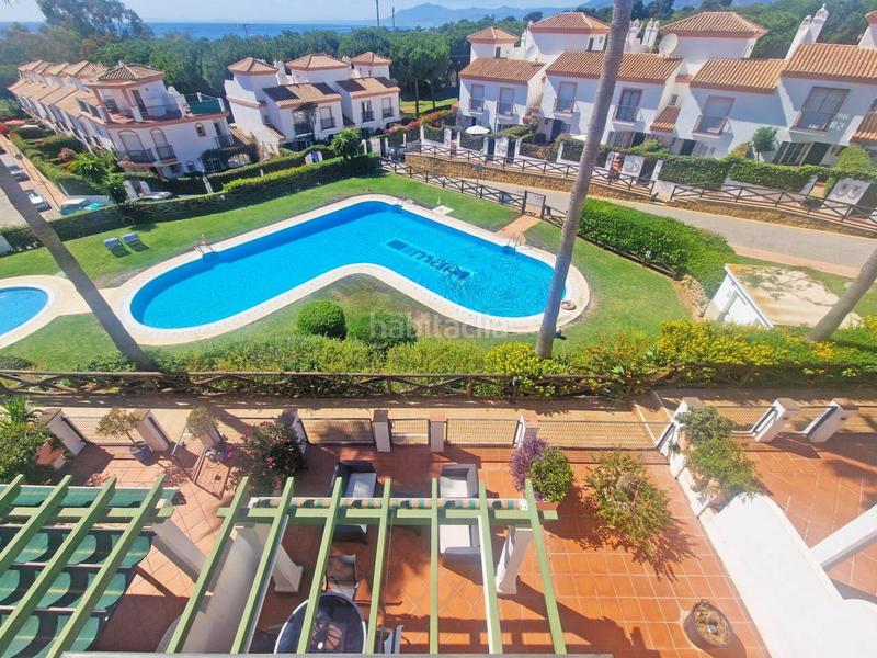 Foto 8b0d2dfd-7524-4763-9db2-062a2e36d51f. Casa bifamiliare con parcheggio piscina in Cabopino - Artola Marbella