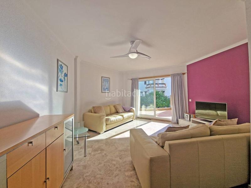 Foto c4c14cef-4c83-4cb5-afa9-3ca5a76670c0. Flat in Calahonda Mijas