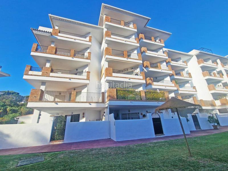 Foto cd7fe5f4-e3e0-4078-93bc-35e9960f7d3f. Flat in Calahonda Mijas