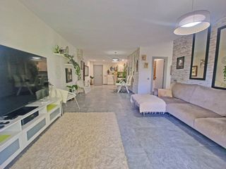 Piso  Avenida españa de calahonda. Piso en venta en calahonda