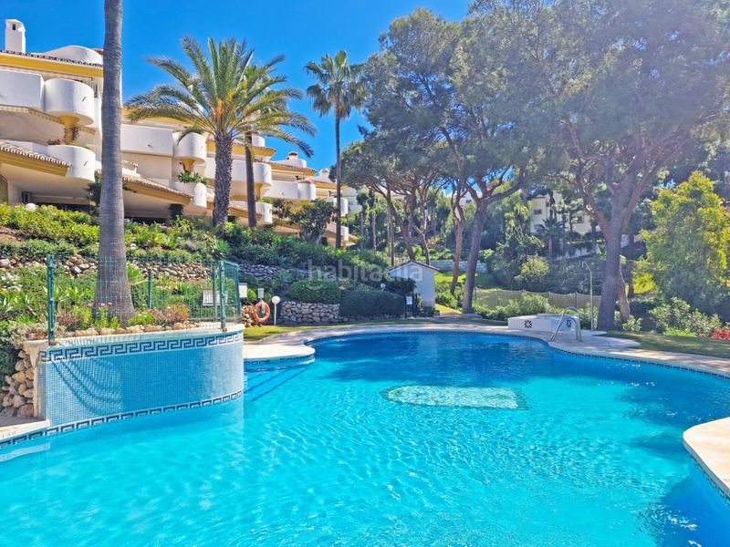 Foto 5c00365d-fb83-4ca4-816e-8a7990537ce5. Pis amb aparcament piscina a Calahonda Mijas
