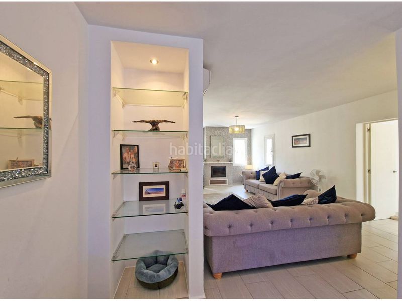 Foto c1c39889-b306-4be3-a493-1df2f72df675. Casa proyecto de reforma con un enorme potencial! en Mijas