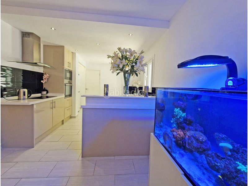 Foto dd424c68-702d-4e40-b688-13611d887e68. Casa proyecto de reforma con un enorme potencial! en Mijas