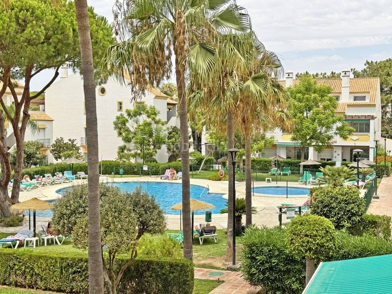 Foto 5ca8ff93-d0b2-4330-a0a4-cd86d48ba369. Pis amb aparcament piscina a Marbesa Marbella