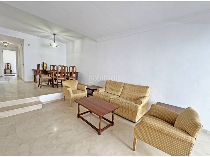 Foto afa896d3-6866-44b9-9fd1-eba3b7e9d49f. Pis amb aparcament piscina a Marbesa Marbella