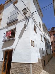 Casa en Calle doctor cajal 10. Venta de casa de pueblo en segorbe calle doctor cajal 10