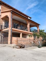 Chalet  Calle sierra espadán 67. Venta de chalet en castellnovo