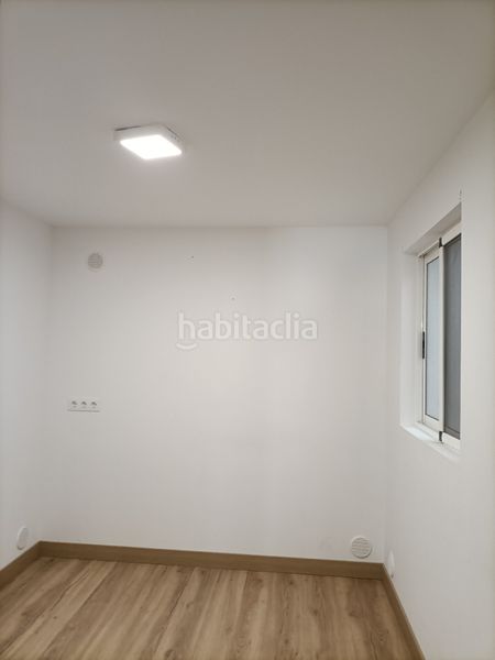 Foto 0debc003-cd91-45b9-bc55-89936a41641b. Planta baixa a avenida de valencia 10 a Viver