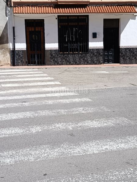 Foto c0031be7-d358-408b-ad59-50424c6e9da2. Planta baixa a avenida de valencia 10 a Viver