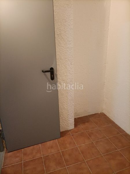 Foto 1fb6d5a5-9a93-474e-920a-cdeabb538e48. Aparcament cotxe a avenida españa 25 a Segorbe