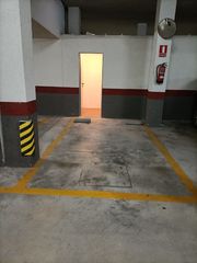Aparcament cotxe a Avenida España 25