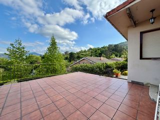 House  Kanda landaburu etxetaldea. Tu futuro hogar te está esperando.