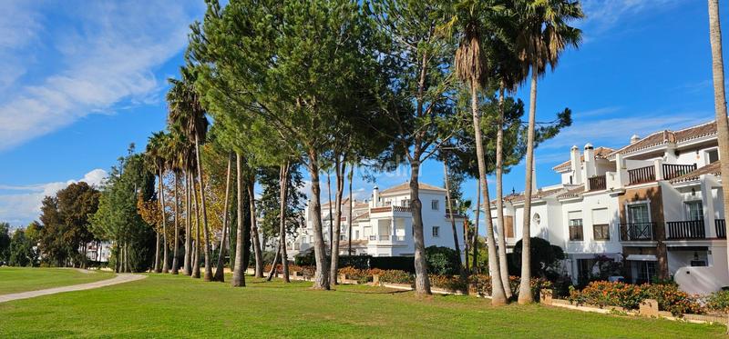 Foto f2054d86-db99-4fd2-a970-41629100bd35. Reihenhaus in avenida general caffarena 6 in Buenavista-Lauro Golf Alhaurín de la Torre