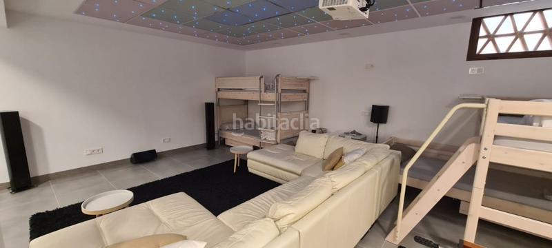 Foto 37957d06-8ea5-40de-8124-d36d54816cf0. Chalet en urbanizacion jardines del aguila villa jardines del aguila vistas al mar y primera linea de golf en Mijas