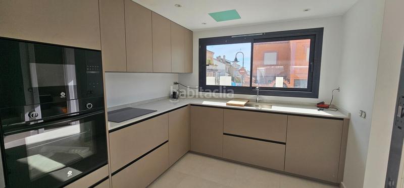 Foto dbd1ad1d-45a5-4370-ba7b-d1984a519934. Casa adosada en calle rio guadiato 3 adosado doña ermita costa en Mijas