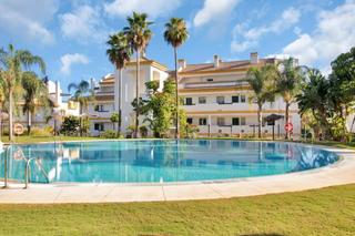 Apartament a Riviera del Sol. Venta apartamento tipo bajo calanova con dos terrazas, garaje y