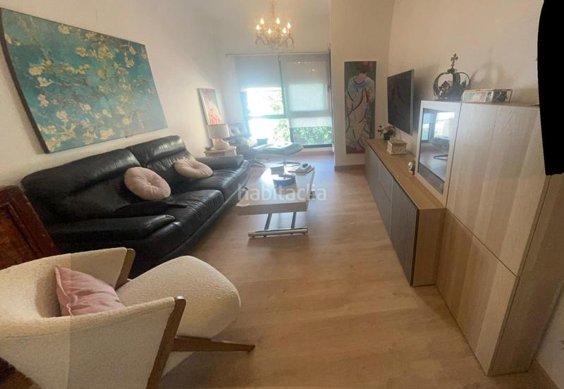 Foto c205ac53-a522-4f7b-b477-bc3071ce2a29. Apartamento piso en venta carlos haya del 2018 en Málaga