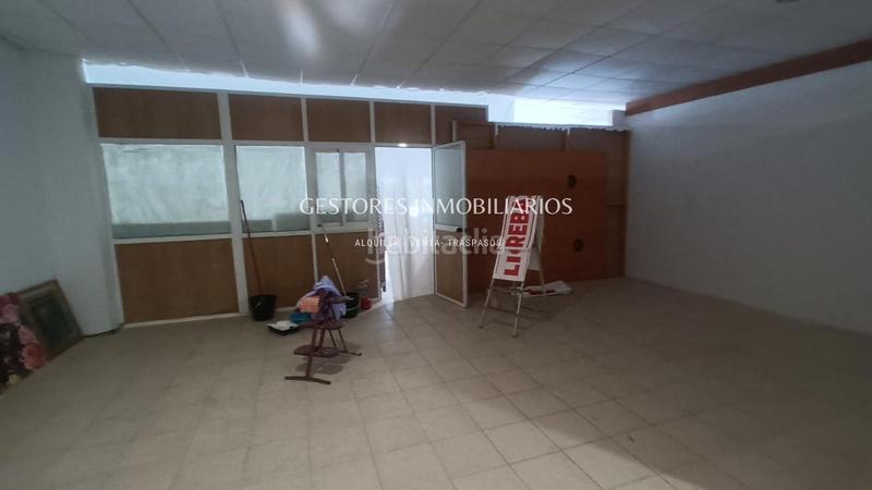 Foto 3c8eb66b-8c45-48cd-9356-788e0c94091a. Fabrikhalle in Muro de Alcoy