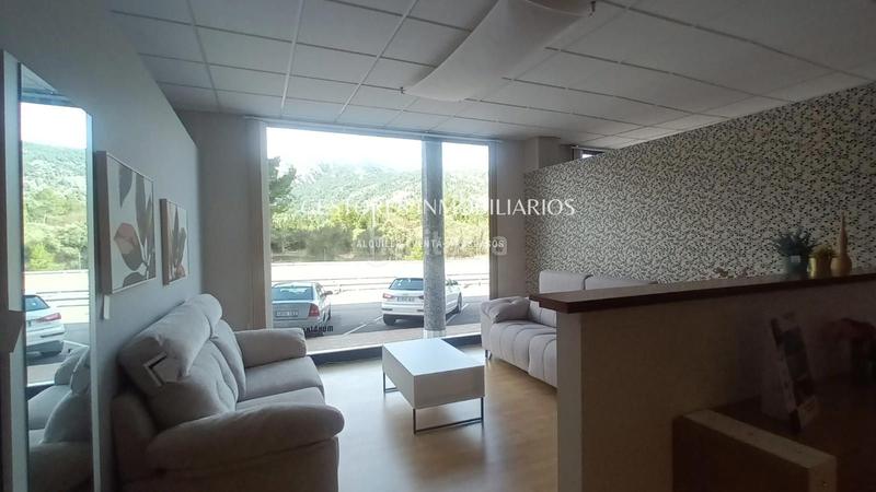 Foto 440d1d70-95ba-40e3-a8c7-7135d8d8442b. Fabrikhalle in Muro de Alcoy